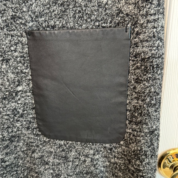 Madewell Gray Mini Dress with Black Pockets - Picture 2 of 8